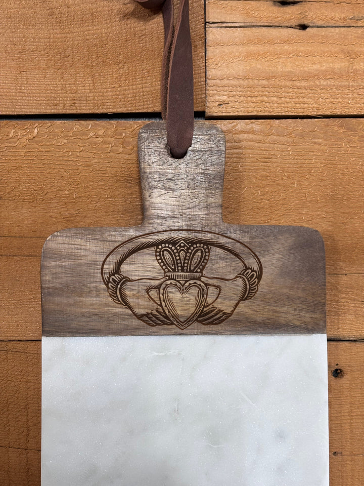 Horse Shoes | Personalized Mango Wood & Marble Cutting Board - 47500155
