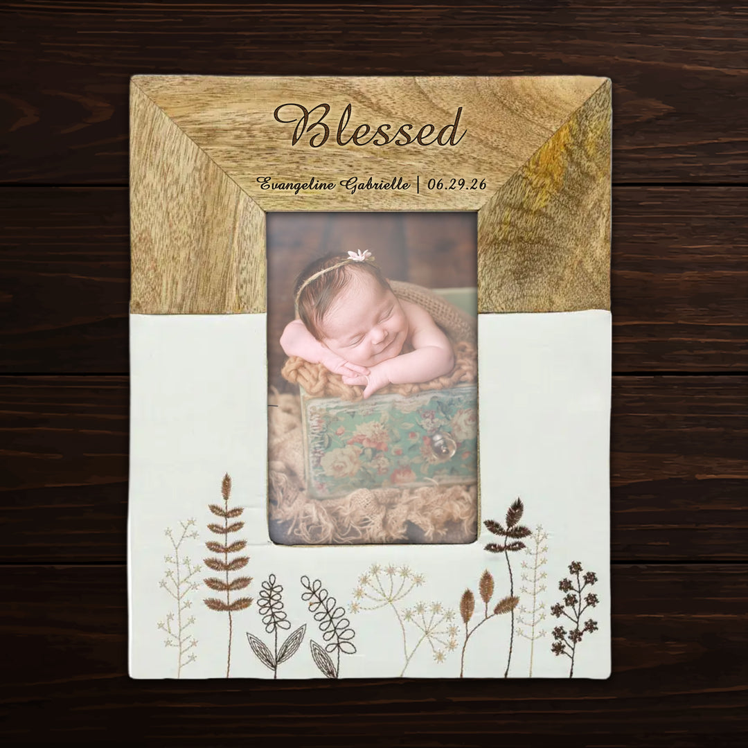Personalized Engraved Mango Wood &amp; Embroidered Linen 4x6 Photo Frame - FFRD11846