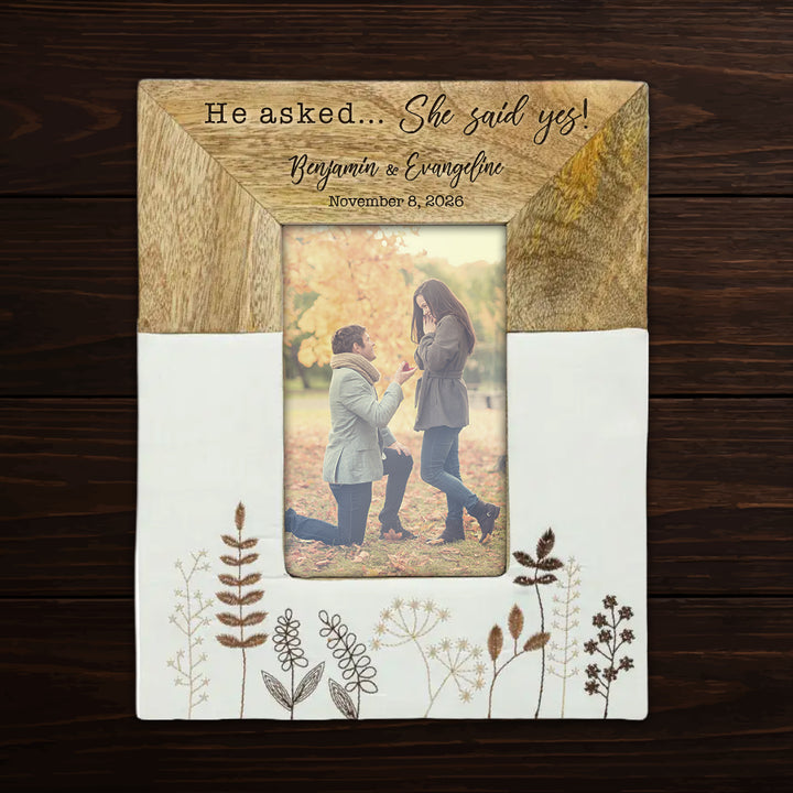 Personalized Engraved Mango Wood &amp; Embroidered Linen 4x6 Photo Frame - FFRD11846